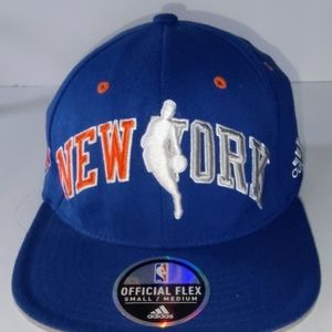 New York Knicks mens baseball cap/hat